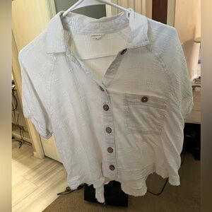 Aéropostale. M. White.